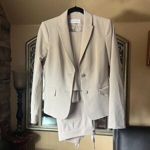 Calvin Klein Women’s Cream/Beige Suit Set